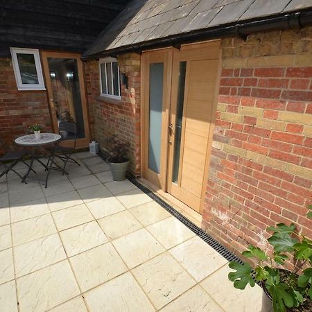Alberts Dairy Cottage East Cowes Exterior photo